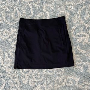 Athleta city golf skirt skort does have shorts under size 4, black EUC